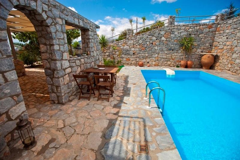Aoritis Villas Lampini Szoba fotó
